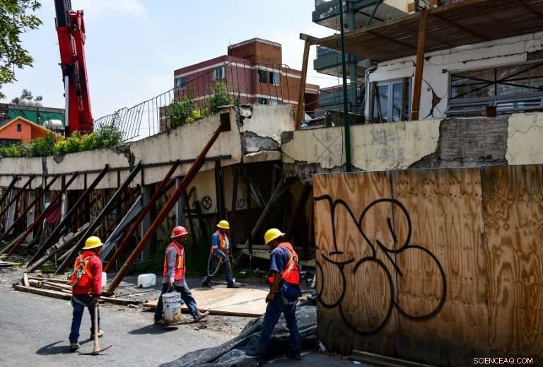 Mexico Commemorates Twin Tragic Earthquake Anniversaries