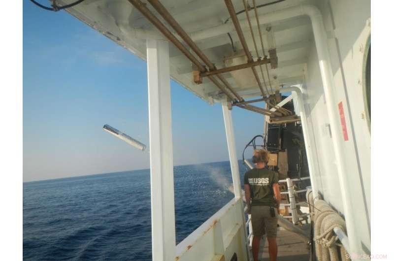 Seismic Research Cruise Yields Fresh Insights into U.S. Atlantic Margin Gas Hydrates