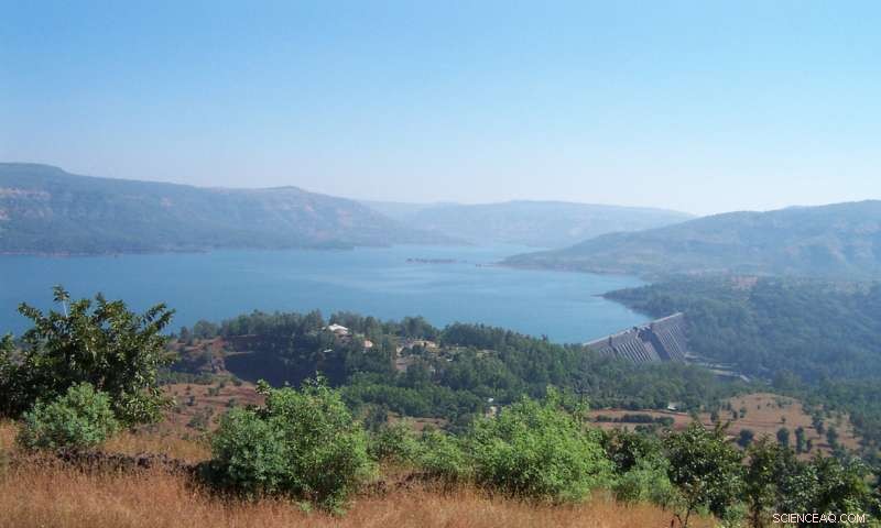 Seasonal Reservoir Filling in India Deforms Rock, Could Trigger Earthquakes