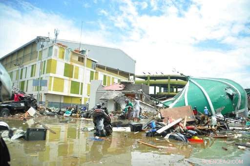 How a Warning System May Have Saved Lives During Indonesia s 2018 Tsunami
