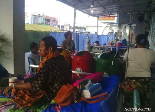 Indonesian Earthquake & Tsunami Devastate Coasts: Mass Casualties and Destruction