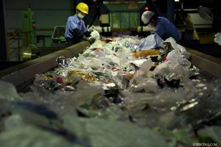 Japan Faces Rising Plastic Waste Crisis Following China’s Import Ban