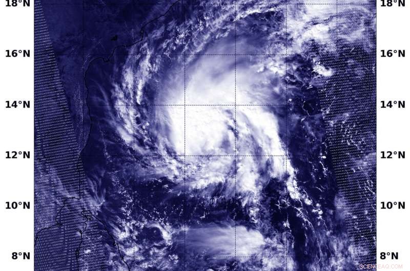 Tropical Cyclone Gaja Approaches Southeast India: Satellite Data Reveals Rapid Advance