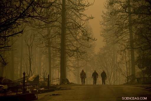 California Wildfires Emit Smoke, Heightening Health Risks