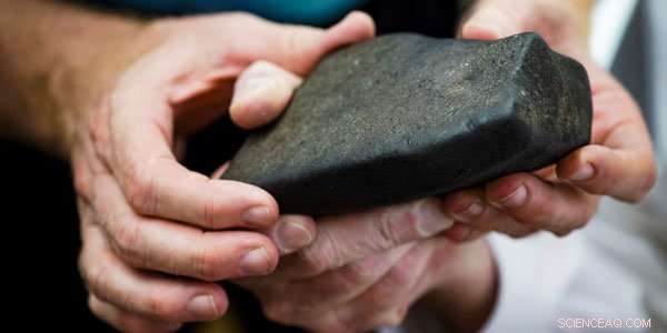 Unveiling the Past: Researchers Trace the 4.5‑Billion‑Year Journey of a New African Meteorite