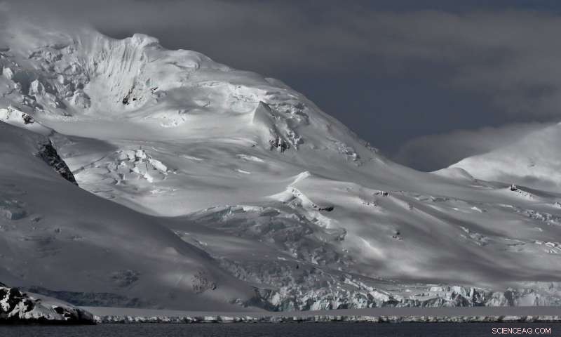 New Study Adjusts Deception Island s Eruption Age to 3,980 Years