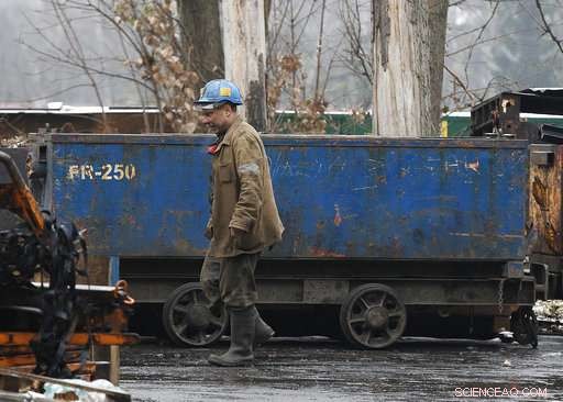 Poles Divided Over Coal Mining Future Ahead of Climate Talks
