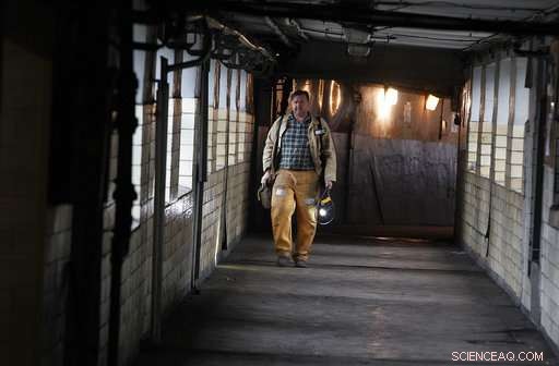 Poles Divided Over Coal Mining Future Ahead of Climate Talks