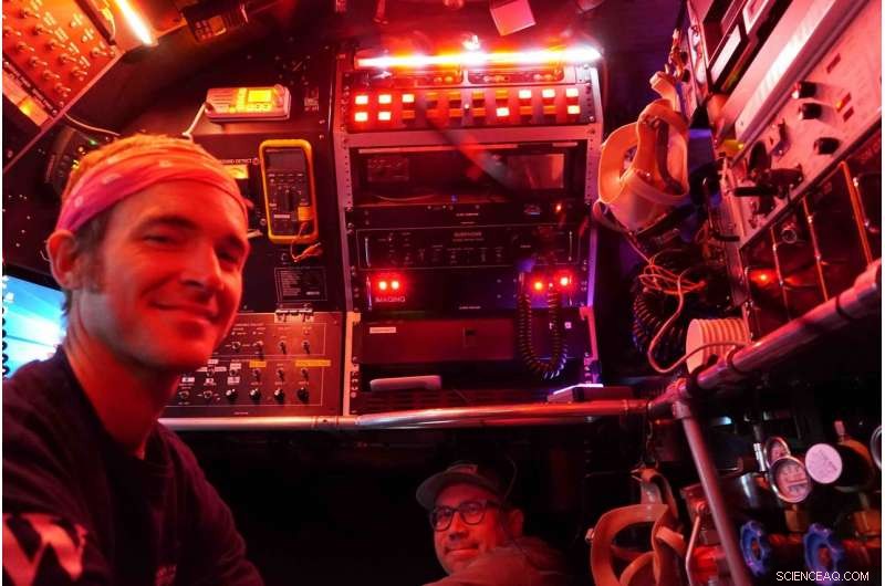 Deep-Sea Microbes: New Discovery Shows Potential to Consume Greenhouse Gases and Oil Spills