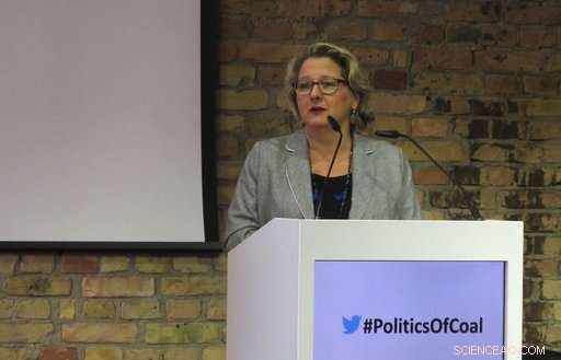 Germany s Environment Minister Endorses Controversial Carbon Pricing Initiative