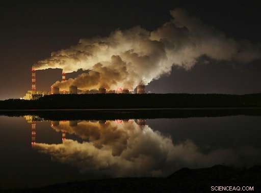 Germany s Environment Minister Endorses Controversial Carbon Pricing Initiative