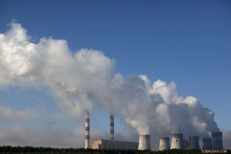 Major Energy Corporations Undermine UN Climate Negotiations