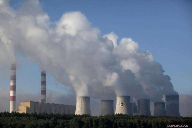 Urgent Call: Nations Urged to Slash Emissions at UN Climate Summit