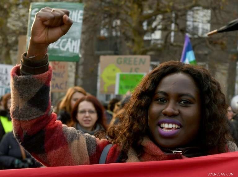 UN Climate Summit Nears Climax as Global Leaders Raise Urgent Concerns