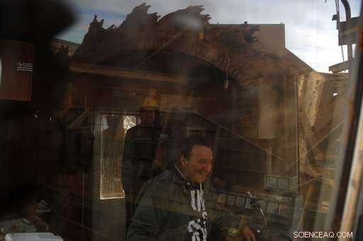 Greek Village Sinks, Exposing Nation s Coal Addiction