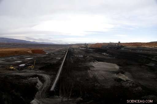 Greek Village Sinks, Exposing Nation s Coal Addiction