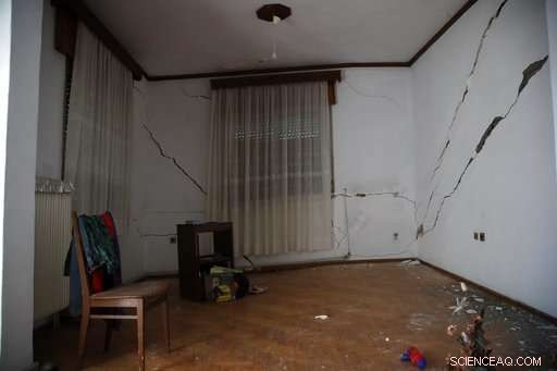 Greek Village Sinks, Exposing Nation s Coal Addiction