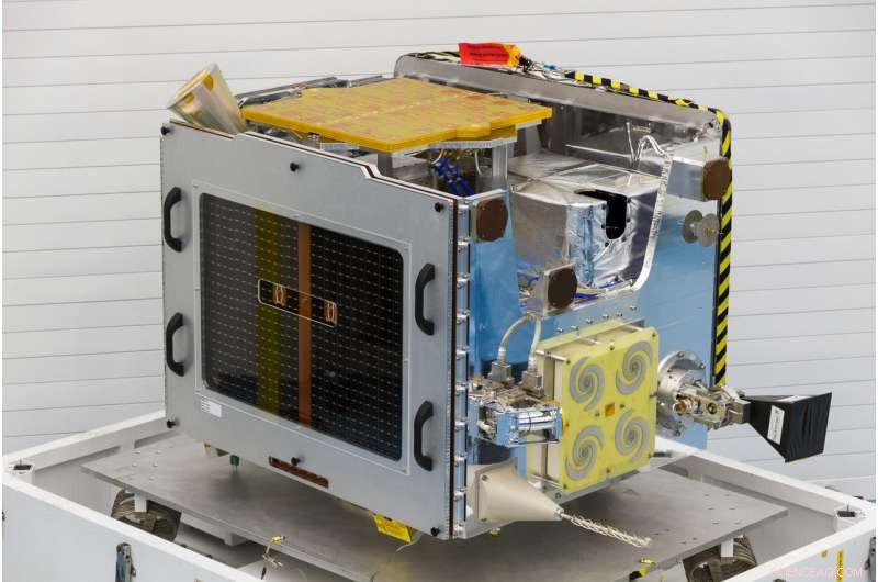 Navigation Satellites Detect Oceanic Rain for the First Time: A Milestone in Climate Monitoring