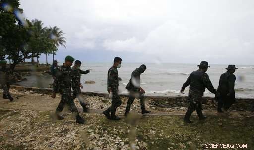 Indonesian Tsunami Claims Over 370 Lives: Death Toll Rises