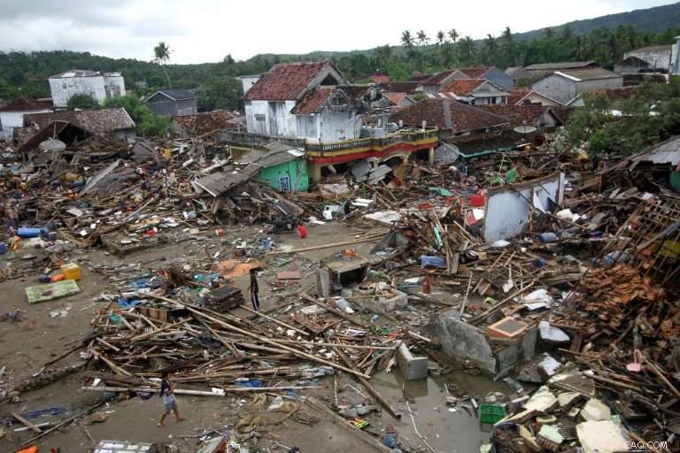 Lack of Early Warning Exacerbated Devastating Indonesian Tsunami