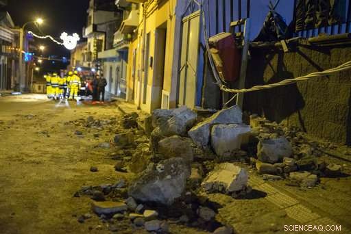 Mount Etna Seismic Surge Shakes Sicily, Evokes Panic