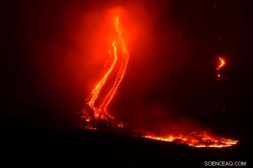 Catania Airport Reopens Amid Mount Etna Eruption – Updated Travel Alert