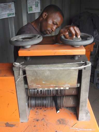 Safer E‑Waste Recycling in Ghana Cuts Toxic Fumes for Workers