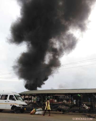 Safer E‑Waste Recycling in Ghana Cuts Toxic Fumes for Workers