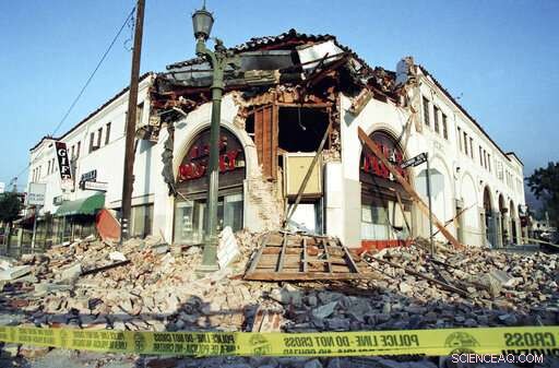 25 Years After the Northridge Earthquake: Los Angeles Remembers