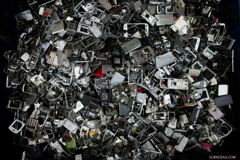 Urgent Global Action Needed: Tackling the Growing E‑Waste Crisis