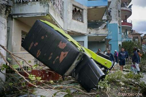 Record‑Setting Tornado Strikes Cuba, Killing 3 and Injuring 172