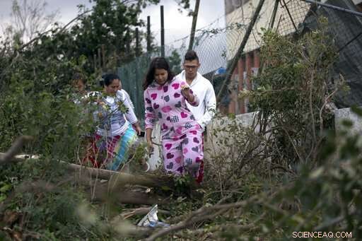 Record‑Setting Tornado Strikes Cuba, Killing 3 and Injuring 172