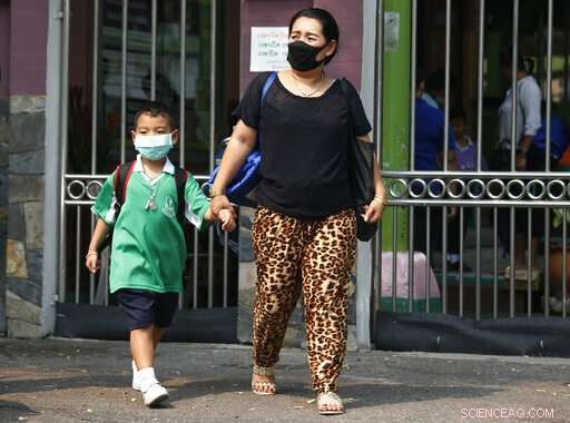 Bangkok Schools Shut Amid Record Air Pollution Levels