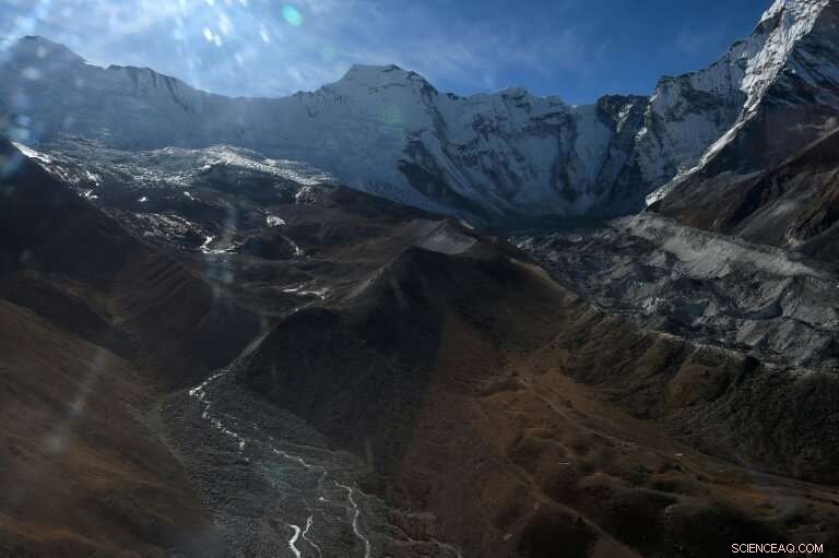 Research Warns 66% of Himalayan Glaciers Could Vanish by 2100 Without Emission Cuts