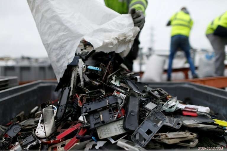 Tokyo 2020: Olympic Medals Recrafted from Recycled Electronics