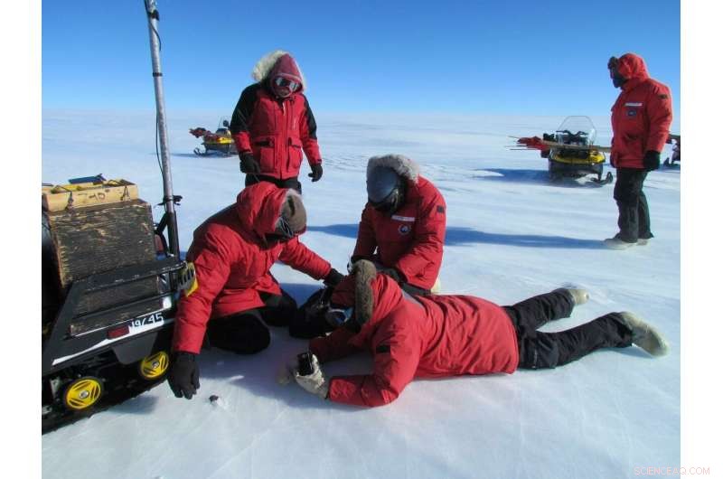 Carbonaceous Chondrites Reveal How Earth Gained Its Water