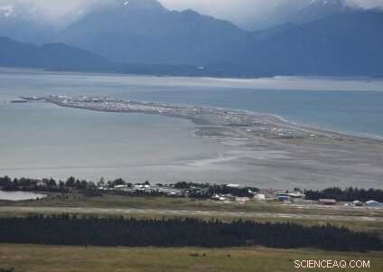 Study Reveals Coastal Communities Lag Behind in Climate Change Planning