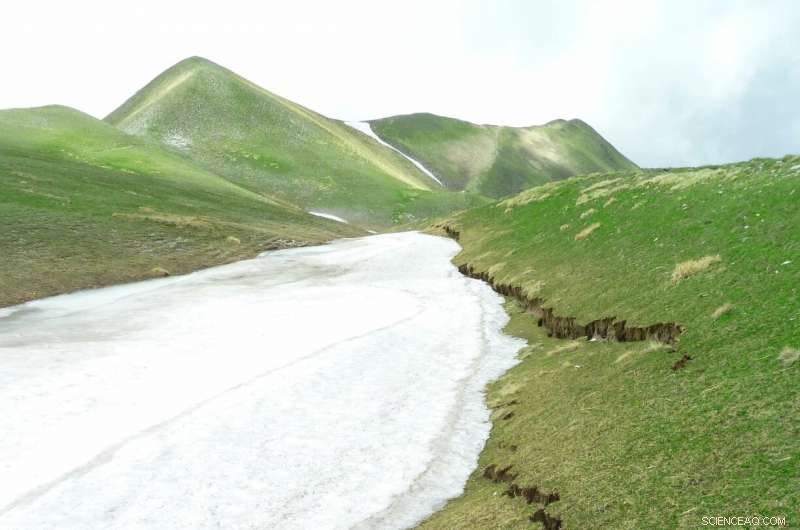 Ancient Fault Shatters Roman Monuments 1,500 Years Ago: New Findings