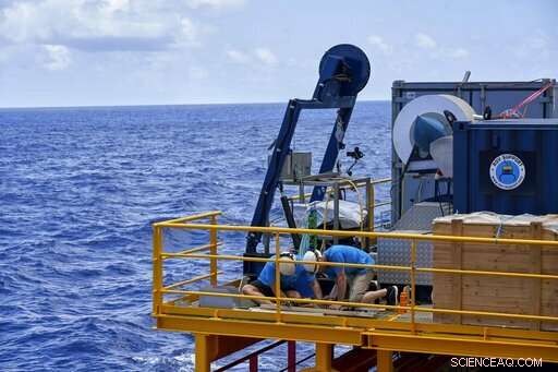 Indian Ocean Expedition Altered by Unexpected Weather – Mission Update