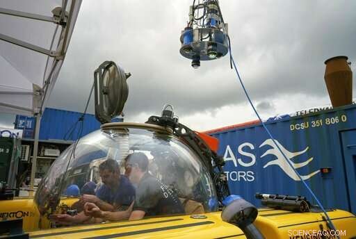 Indian Ocean Expedition Altered by Unexpected Weather – Mission Update