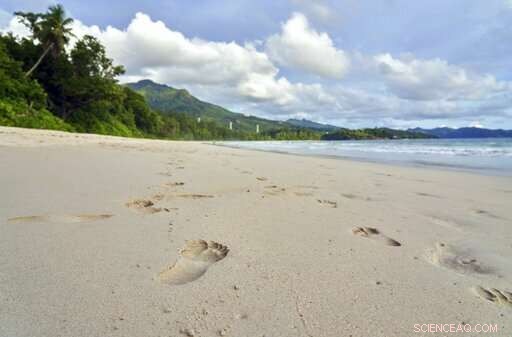 Indian Ocean Expedition Altered by Unexpected Weather – Mission Update