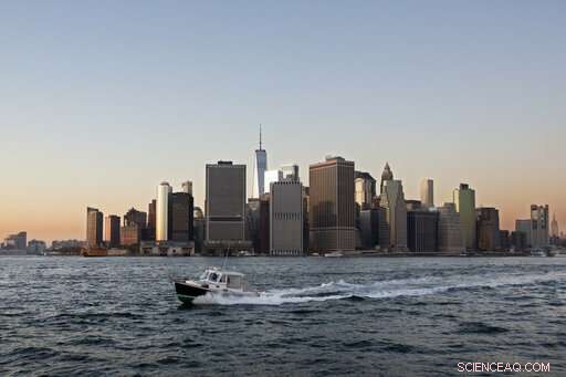 NYC Mayor Proposes Shoreline Extension to Shield City from Storms