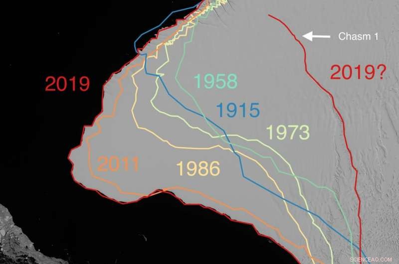 Sentinel Satellites Track Growing Ice Shelf Cracks in Antarctica