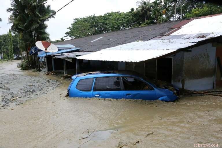 Indonesia Floods: 89 Dead, Dozens Missing as Torrential Rains Cause Landslides