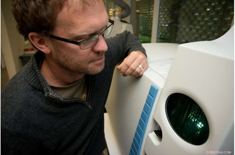 Experts Urge Comprehensive Studies of Cascade Volcanoes