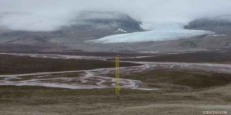 Scientists Reveal How Dust Particles Alter Cloud Characteristics