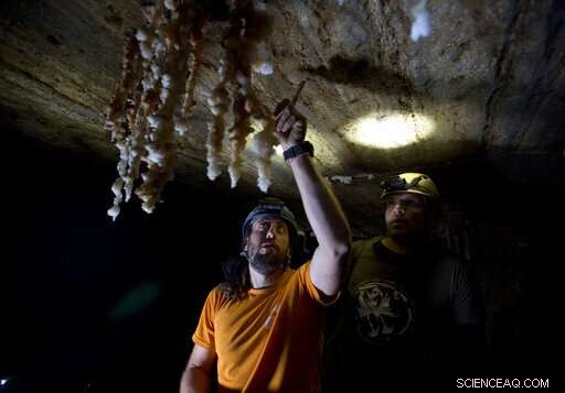 Israel Scientists Identify Sodom Salt Cave as the World’s Longest