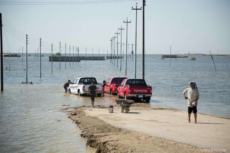 Iraq s Reservoirs Reach Historic Water Levels, Officials Warn of Potential Floods