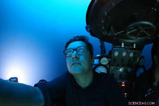 Exploring Uncharted Underwater Landscapes off the Seychelles