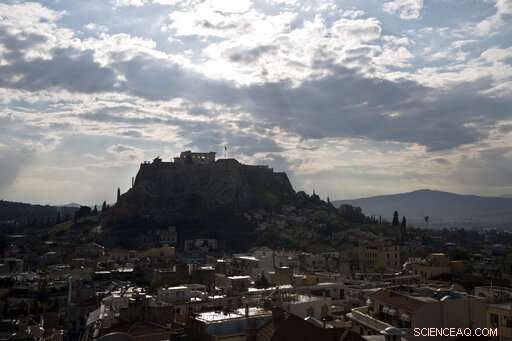 Lightning Strikes Acropolis, 4 Injured, Historic Site Remains Intact